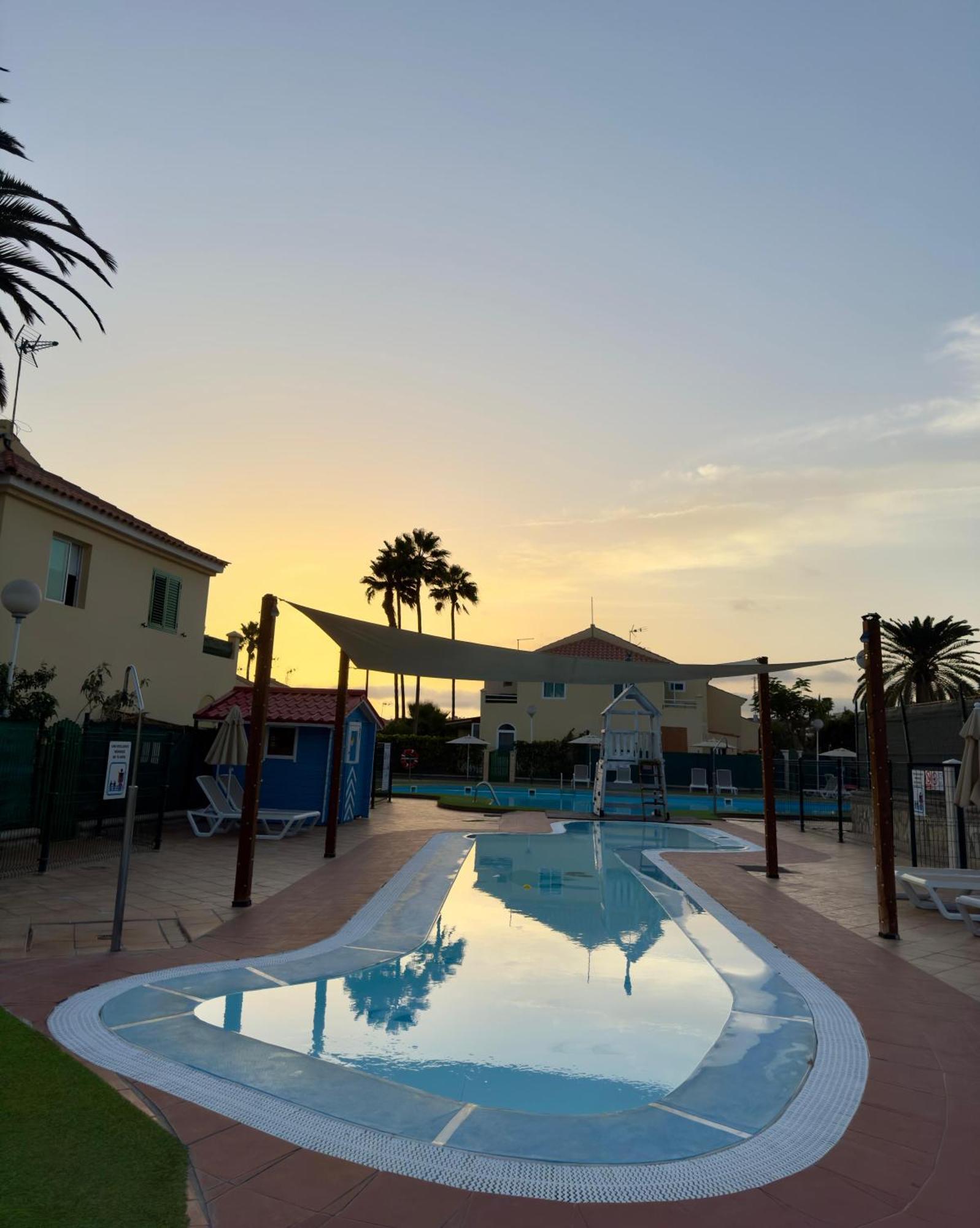 Duplex Sonemar Pool Leilighet *
